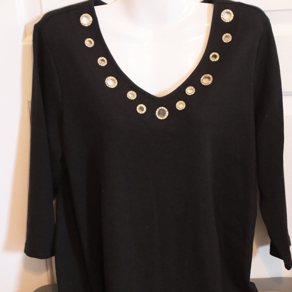 Quacker Factory Large Glitzy Golden Grommet V-neck 3/4 Sleeve T-shirt Black